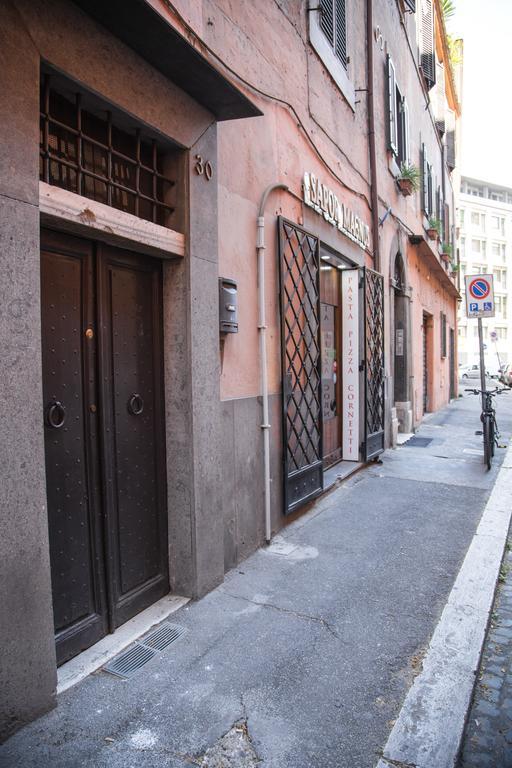 Trastevere Holiday Apartment